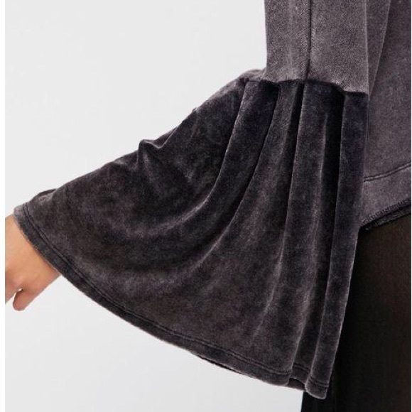 Free People Glorious Sleeves M NWT Blk - Picture 6 of 7